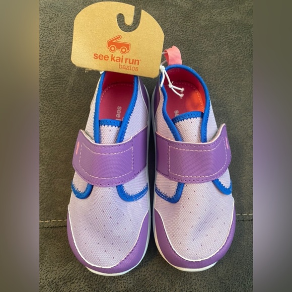 See Kai Run Sneakers - Picture 7 of 9